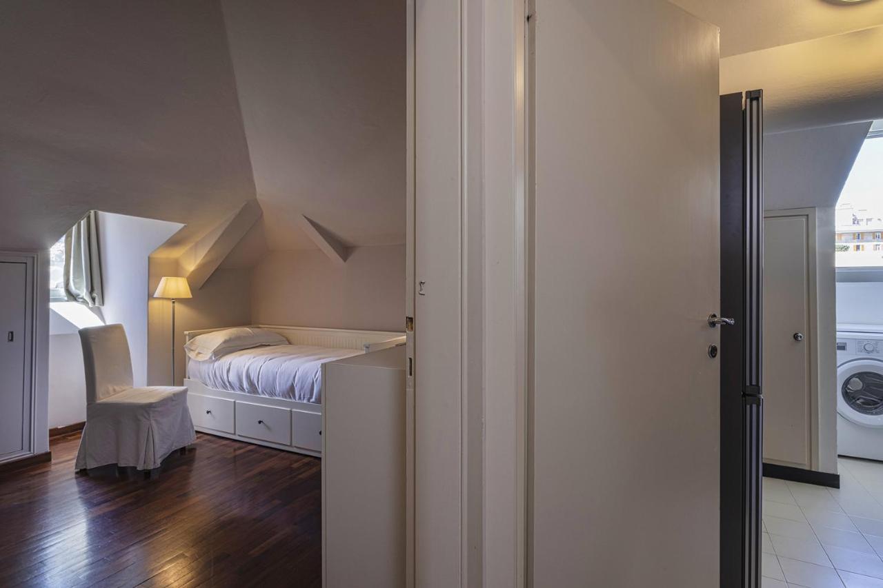 Ferienwohnung Garibaldi Attic By Wonderful Italy Genua Exterior foto